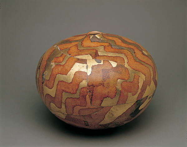 Rick Dillingham, Untitled Ceramic Vessel, 1985-1986, ceramic, gold leaf, enamel and glue, 12 x …