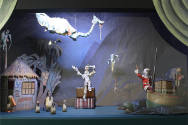 Giumbo Island theatrical arrangement