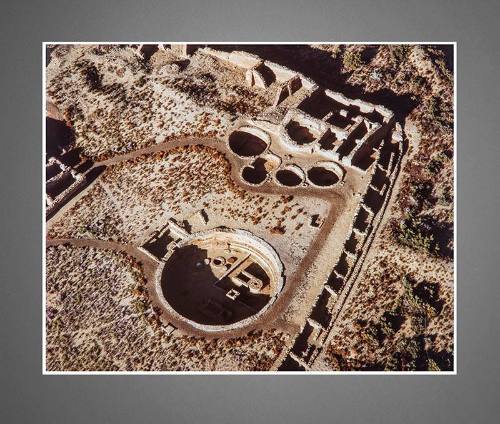 Paul Logsdon, Ruins - Chetro Ketl, Chaco Canyon, 1982, silver-dye bleach print, 15 1/8 × 19 in.…