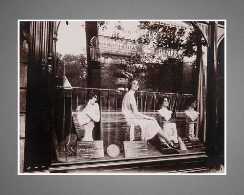 Salon de Coiffure (Hairdresser's Shop)