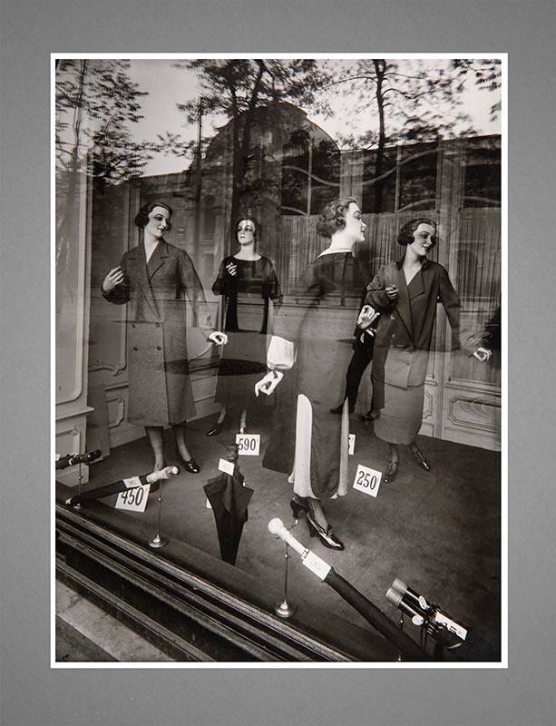 Magasin, avenue des Gobelins (Shop, Gobelins Avenue)