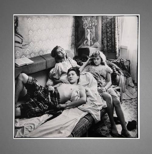 Gelatin silver print portrait of children together