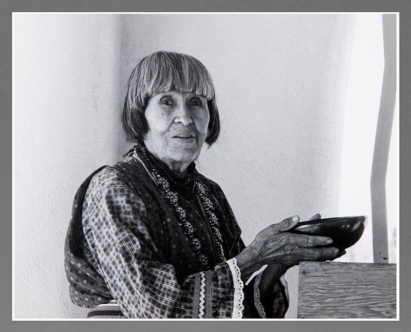 Maria Martinez, Potter, San Ildefonso, Pueblo