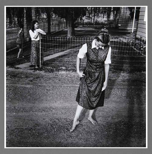 Carol, Janet and Deborah Walter, Lamona Colony, Washington