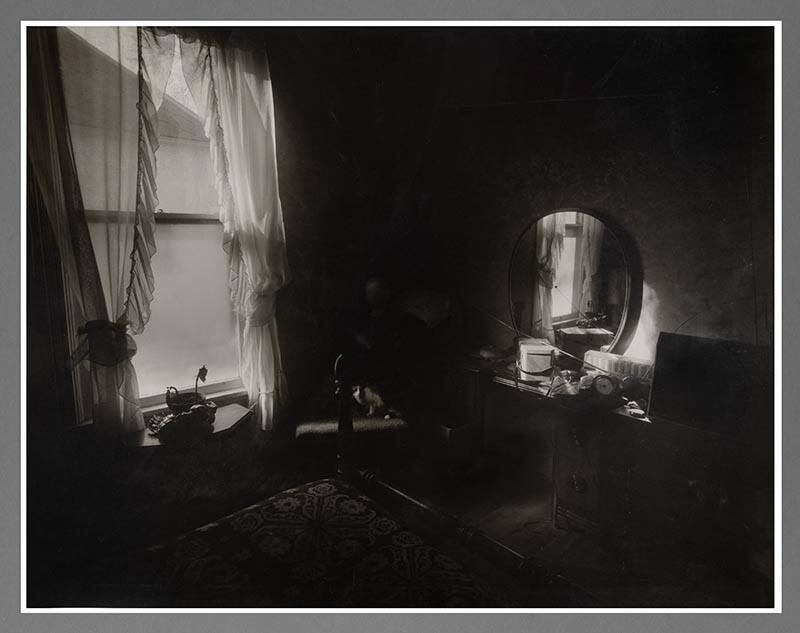 Untitled (Bedroom with round mirror)