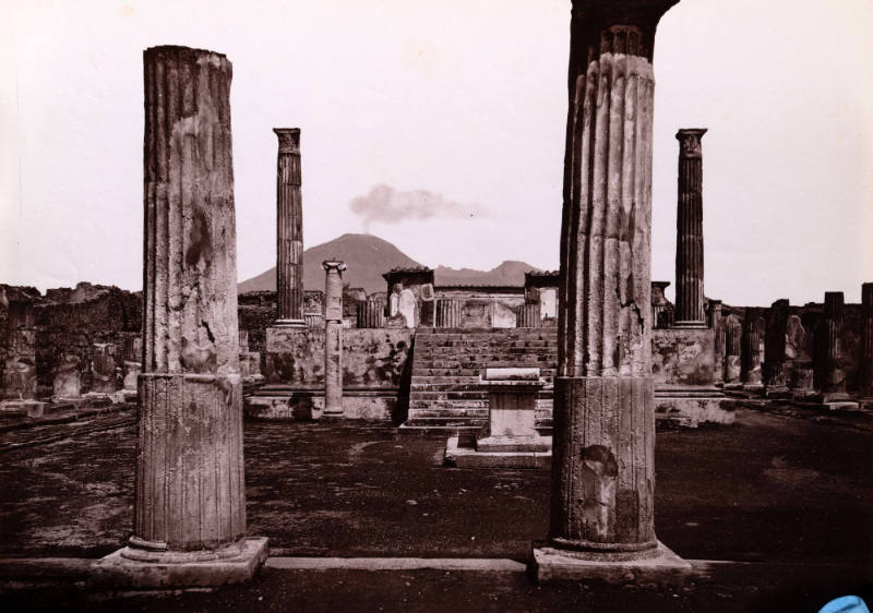 Italia, Pompeii, Tempio di Venere (Temple of Venus, Pompeii, Italy)