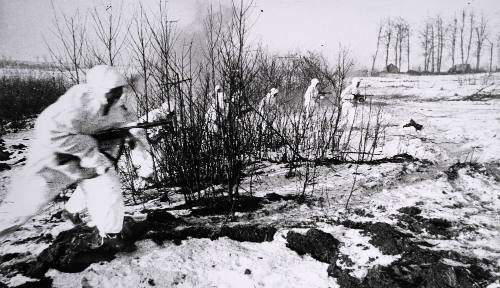 Guards attacking German stronghold, Feb. 1944