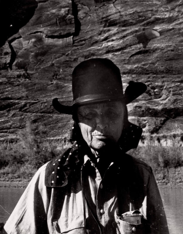 O'Keeffe on the Colorado River, Glen Canyon