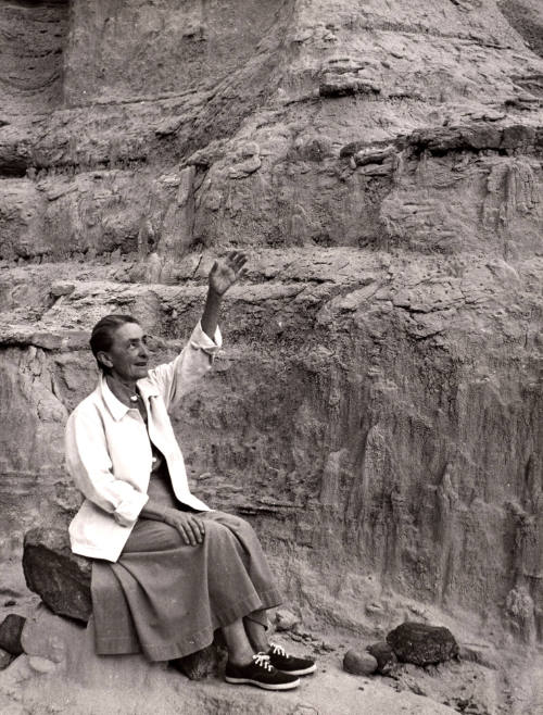 O'Keeffe in White Place, New Mexico