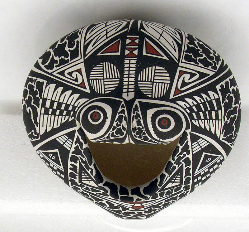 Untitled (Mata Ortiz)