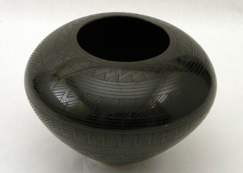 Untitled (Mata Ortiz)