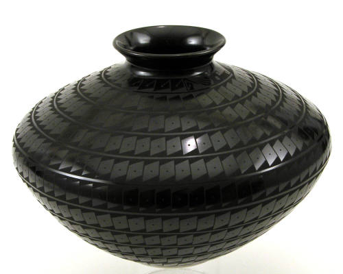 Untitled (Mata Ortiz)