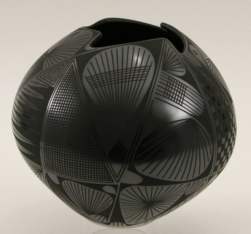 Untitled (Mata Ortiz)
