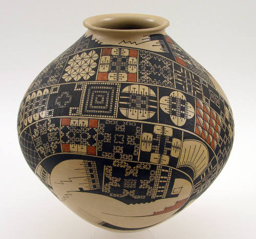 Untitled (Mata Ortiz)