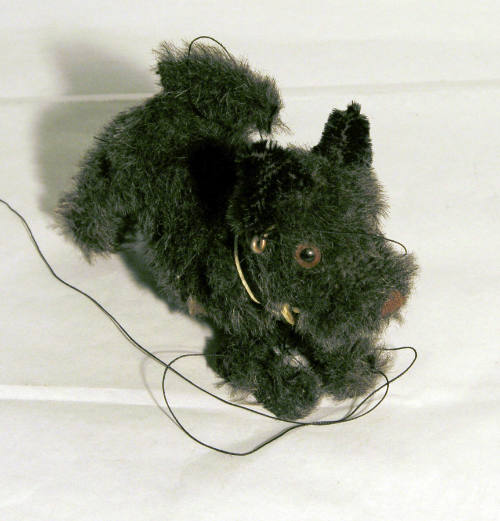 Scottie Dog and airplane