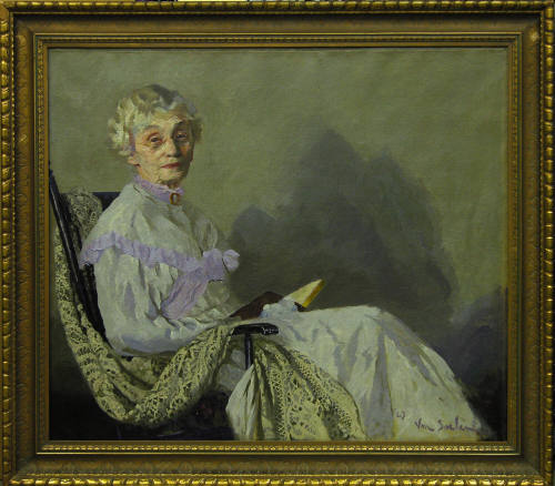 Portrait of Sara Fisher